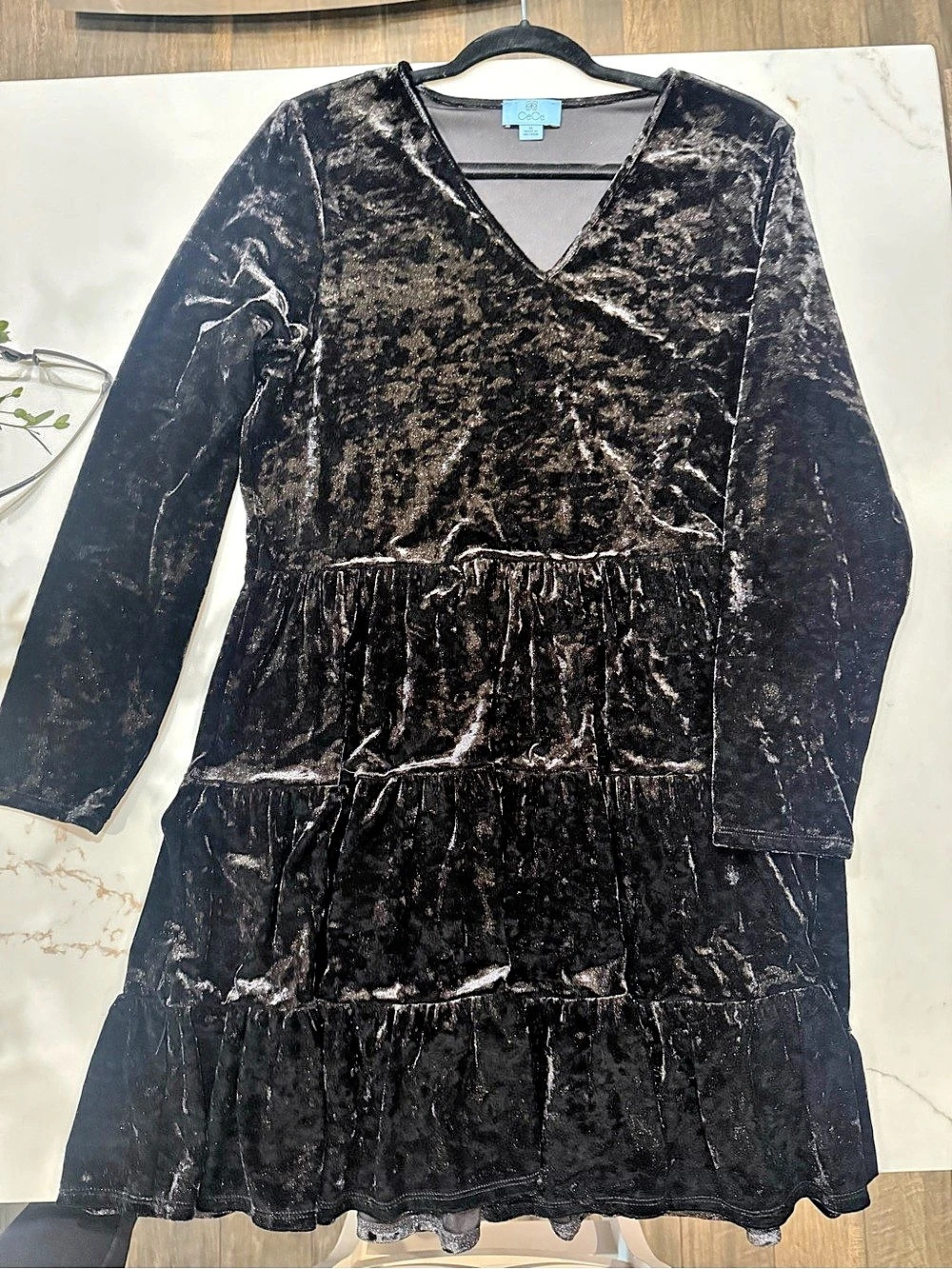 CeCe Long Sleeve Tiered Stretch Velvet Dress Black XL